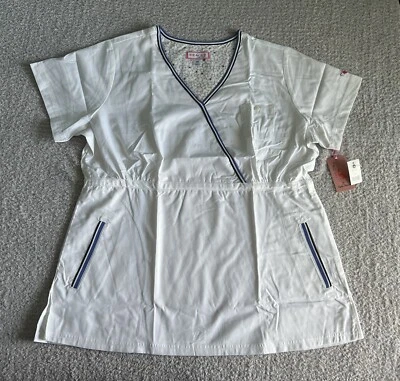 Camiseta Koi Scrub Top Feminina Tamanho 2X Branca Ali Enfermagem Médica Manga Curta - Imagem 1 de 4