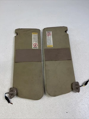Parasoles Chevy Tahoe Suburban GMC Yukon 1995-1999 color tostado/beige OEM par con luces Foto 1 de 4