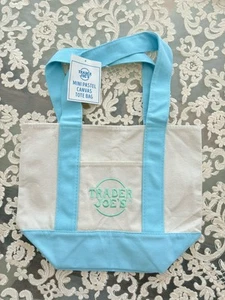 Trader Joe's Pastel Mini Canvas Tote Bags 2025 LIMITED EDITION Neu mit Etikett Blau - Bild 1 von 3