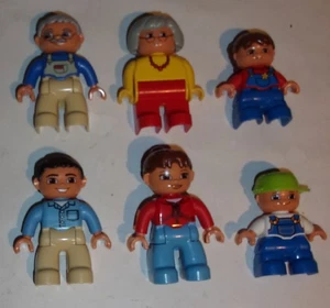 LEGO DUPLO FIGUREN FAMILIE PUPPENHAUS OMA OPA MAMA PAPA KINDER !! - Bild 1 von 1