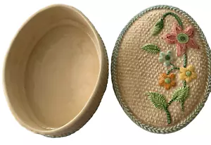Sylvac Pottery Trinket Box with Lid Dish Made in England Antique Hand Painted - Picture 1 of 9