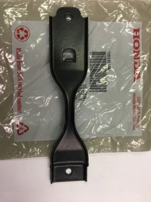Genuine Honda Battery Hold Down 31512-S5A-000 - Image 1 of 4