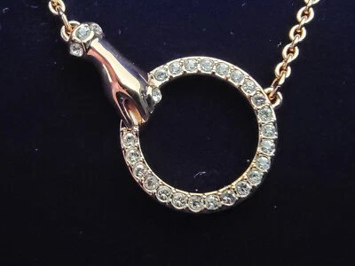 SWAROVSKI Collar Oro Rosa Cristales Simbólico Anillo de Mano Colgante 5489573 Foto 1 de 4