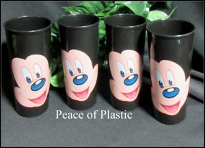 Tupperware Neu 4er Set 16 Unzen schwarze Trinkbecher Walt Disney Mickey Maus Design - Bild 1 von 3