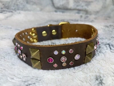 кожаный собачий ошейник с заклепками из хрусталя - Изображение 1 из 4
