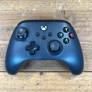 Xbox One - Mando PowerA Cableado Negro Modelo 1506928-01 - Probado, Sin Cable - Imagen 1 de 9