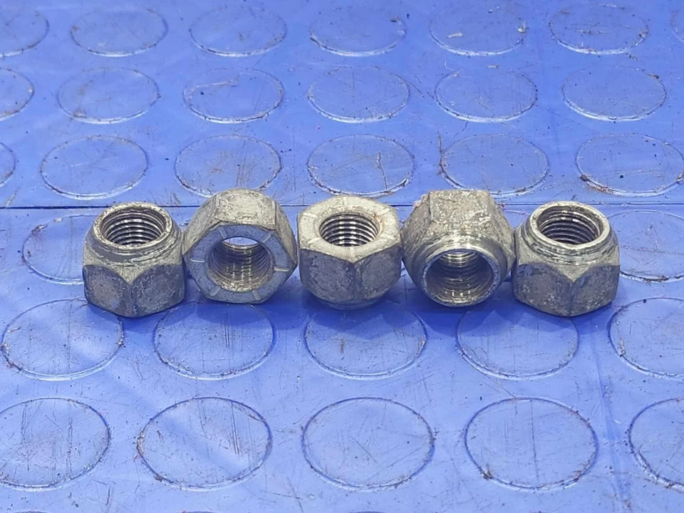 Cadillac Seville 1977-1979 tuercas de rueda de acero 5 piezas piezas originales OEM Foto 1 de 3