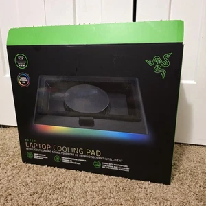 Razer Laptop Podkładka chłodząca Inteligentny stojak chłodzący do laptopów 14" do 18" - Zdjęcie 1 z 5