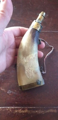 POIRE A POUDRE ANCIENNE DU XIXemeS POWDER FLASK DIM 17 CM - Photo 1/4