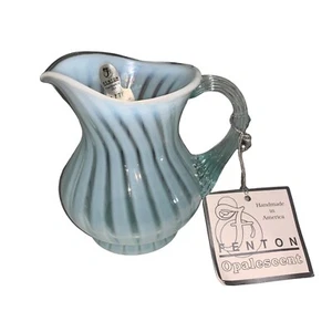 Vintage Fenton Gracious Touch Minted Cream Creamer - Picture 1 of 7