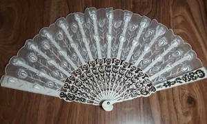 Vintage Hand Fan Plastic and Nylon Floral Embroidery White and Gold - Picture 1 of 5