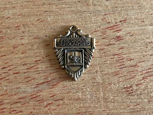 Erstsemester-Stipendium Anhänger Medaille Auszeichnung Anhänger Charm High School College Vintage - Bild 1 von 21