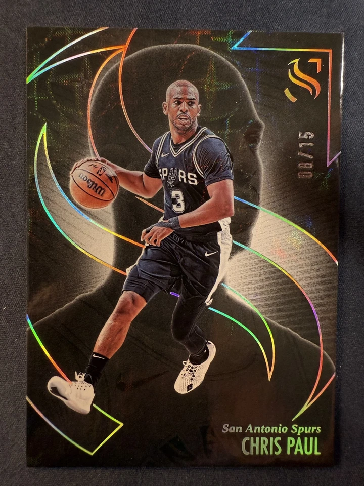 2024 Panini Silhouette #45 Chris Paul ##8/15 San Antonio Spurs Foto 1 de 1