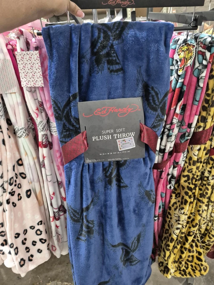 Ed Hardy毛毯 — 第 1/1 张图片