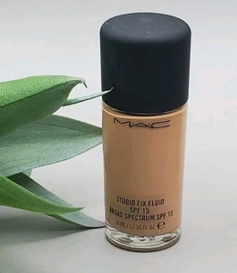 M.A.C NC25 Studio Fix Fluid SPF 15 ~1.0 fl New Without Box - Picture 1 of 3