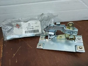 NOS International 2513643C1 Latch Access Door Lever Right Hand. - Picture 1 of 5