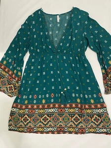 Xhilaration Mediun Kleid Gummibund V-Ausschnitt Glockenärmel grün geblümt - Bild 1 von 9