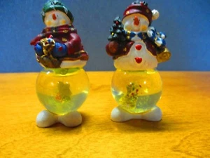 2 Snowman Snow Globes, 6" tall - Picture 1 of 4
