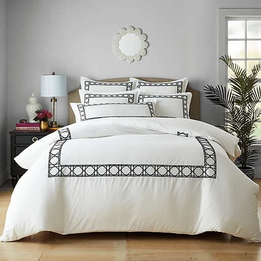 Wamsutta Atlantis 3-Piece Full QUEEN Duvet Set in White / Black NEW - Image 1 of 1