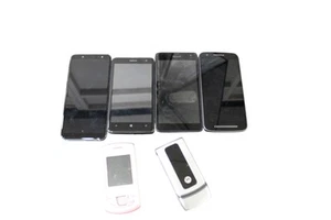 Job Lot Of Mobile Phones – Includes Samsung- Motorola- Microsoft - Photo 1 sur 7