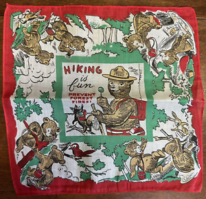Mouchoir vintage Smokey the Bear Hankie « Hiking is Fun » 9 pouces carrés NEUF DANS SON EMBALLAGE D'ORIGINE