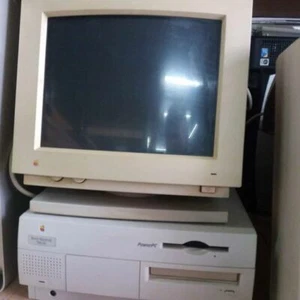  Vintage Apple Macintosh PC m3979 with screen m1212 - Picture 1 of 5