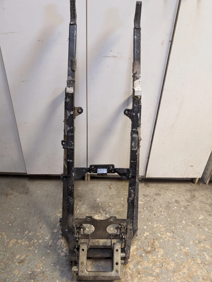 1986-1987 Kawasaki ZX1000 ZX1000A GPZ Rear Subframe 32002-1808 Ninja 1000R - Image 1 of 4