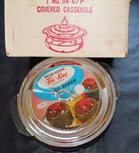 Vintage 1960's Fire King Baker 1.5 Quart Casserole Dish with Metal holder & Lid - Picture 1 of 5
