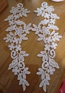 Pair Of White Lace Applique 10 X 3 Inch - Picture 1 of 2