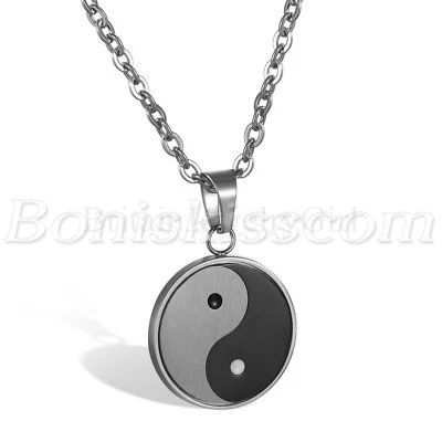 Cadena de collar colgante Yin Yang Taiji Bagua de acero inoxidable plateado negro para hombre Foto 1 de 4