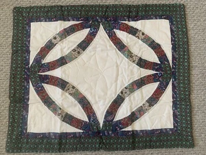 2 Handmade Patchwork Pillow Shams Double Wedding Ring Standard Size Hunter Green - Picture 1 of 6