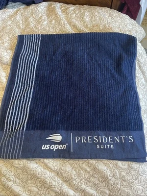 Toalla Navy Suite President abierta en Estados Unidos 41”x21” Foto 1 de 4