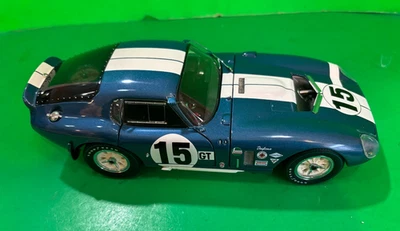 Exoto Racing Legends COBRA DAYTONA #15 cupé escala 1:18 - sin caja Foto 1 de 4