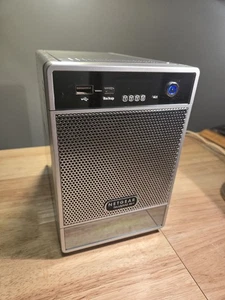 NETGEAR ReadyNAS RND4000 4 bahías con caddies sin disco duro - Imagen 1 de 14
