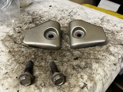 2001 - 2010 克莱斯勒 PT Cruiser 门体部件装饰零件对 LH 右握 Z5 — 第 1/4 张图片