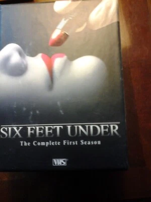 "Six Feet Under" Season One box set VHS tapes - Imagem 1 de 4