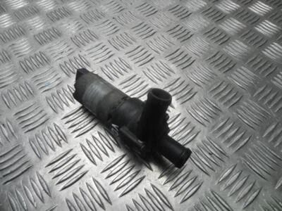 Water Pump Porsche Cayenne 2004 3D0965561D - Imagem 1 de 3