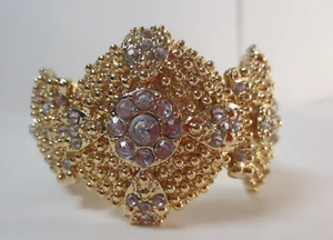 Banana Republic Women's Golden Sands Crystal Link Stretch Bracelet NWT 45 - Picture 1 of 5
