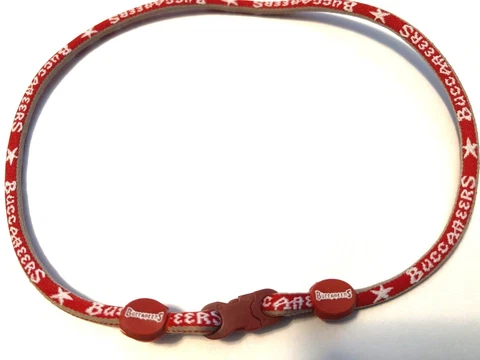 Tampa Bay Buccaneers  TITANIUM ROPE Necklace  US seller 21' Cover