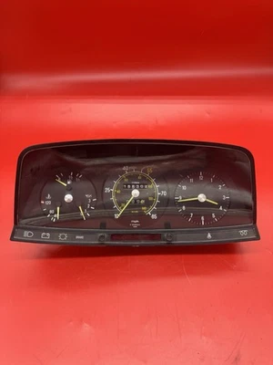 Mercedes-Benz W123 240D 300D Instrument Gauge Cluster 87001123 only 166K OEM - Image 1 of 4