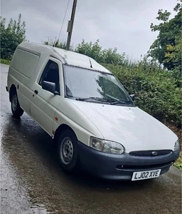 2002 Ford Escort Van 5 speed CAR DERIVED VAN DIESEL Manual - Picture 1 of 10