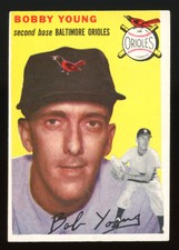 1954 Topps #8 Bobby Young VG (CREASE) Set Break J&J 001