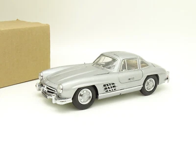 Franklin Mint 1/24 - Mercedes 300 SL Argento 1954 - Immagine 1 di 3