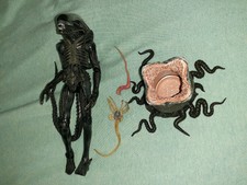 NECA ALIEN ULTIMATE BIG CHAP ACTION FIGURE WITH EGG AND FACEHUGGER COMPLETE!