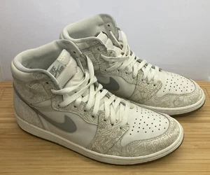 Nike Air Jordan 1 Retro Hi OG Laser, bianco/argento metallizzato, S 11.5, 705289-100 - Foto 1 di 24