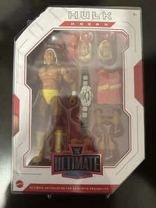 Figura de acción y estuche defensor de Hulk Hogan serie 13 WWF WWE Ultimate Edition - Imagen 1 de 4