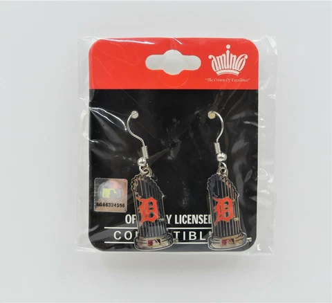 MLB Detroit Tigers Trophy Earrings By Aminco Red D Fish Hooks Style Earrings Cover