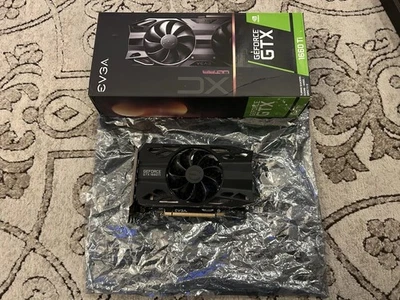 Tarjeta de gráficos EVGA GeForce GTX 1660 Ti XC Ultra para juegos 6 GB GDDR6 06G-P4-1266-KB Foto 1 de 4