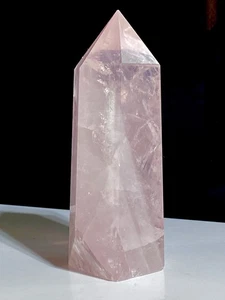 A Chunky Beautiful Vibrant Rose Pink Crystal Rose Quartz Obelisk Tower Point - Picture 1 of 4