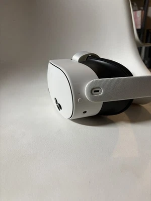 * Nunca Usado * AURICULARES Meta Oculus Quest 3s 128GB + SOLO Cargador  Foto 1 de 4